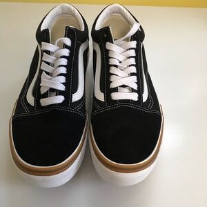 Vans “Off the Wall” old Skool shoes EUC